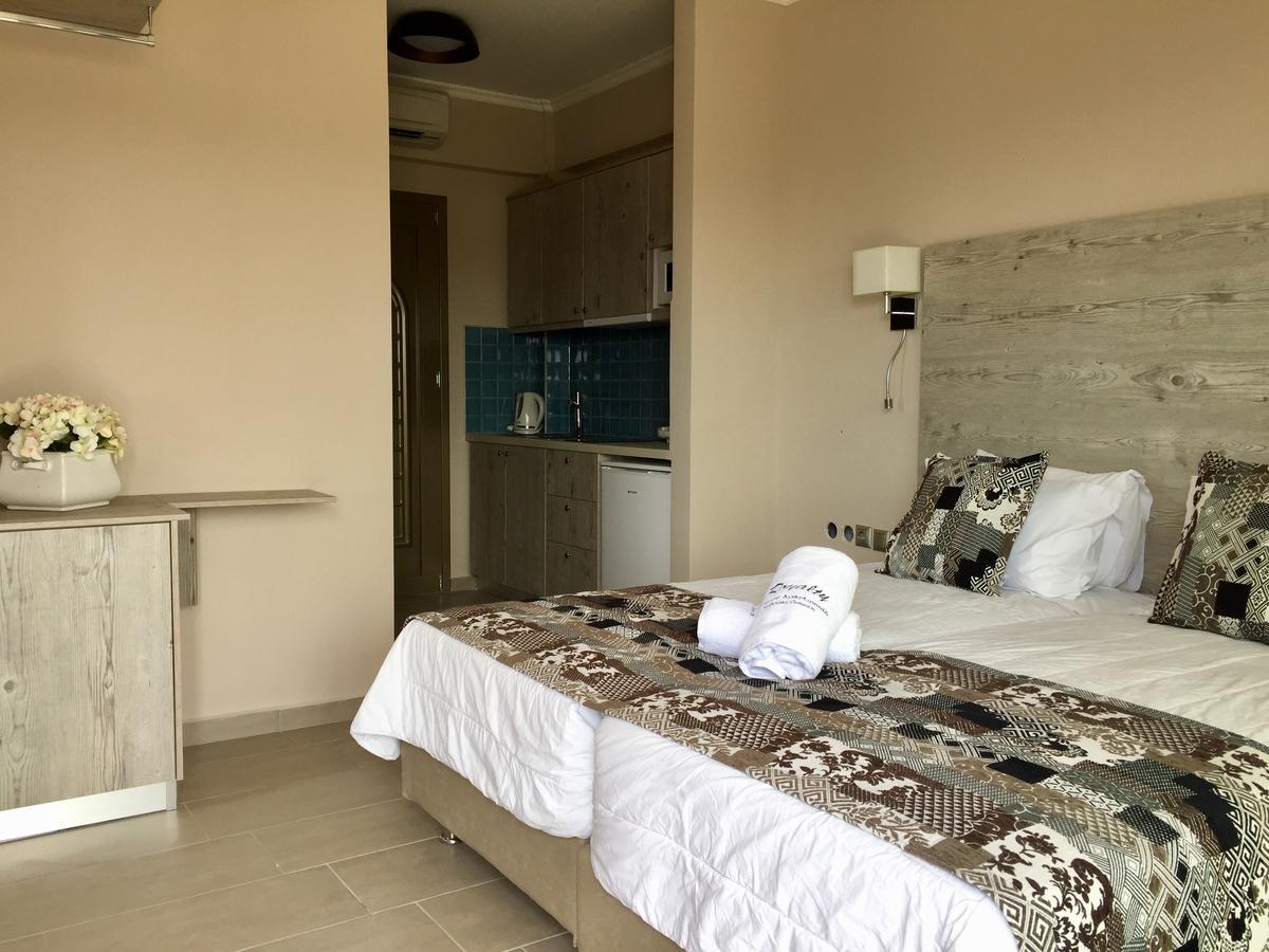 ניקיטי Royalty Suites Loft מראה חיצוני תמונה